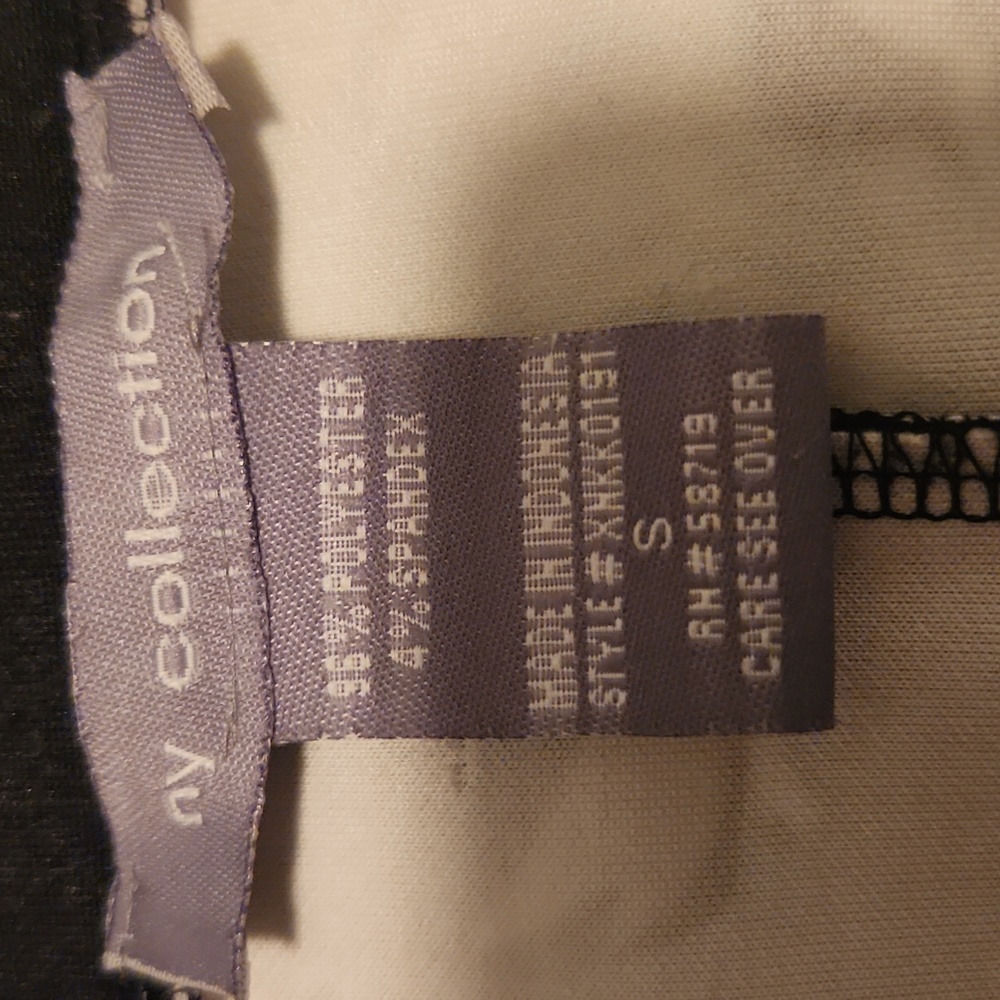 Skirt - Picture 2 of 3